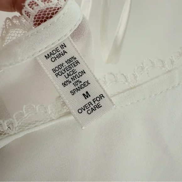 Vintage Victoria's Secret Ivory Chemise with Floral Lace Detailing lingerie - Picture 9 of 10